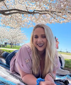 sara renwick dog days of summer