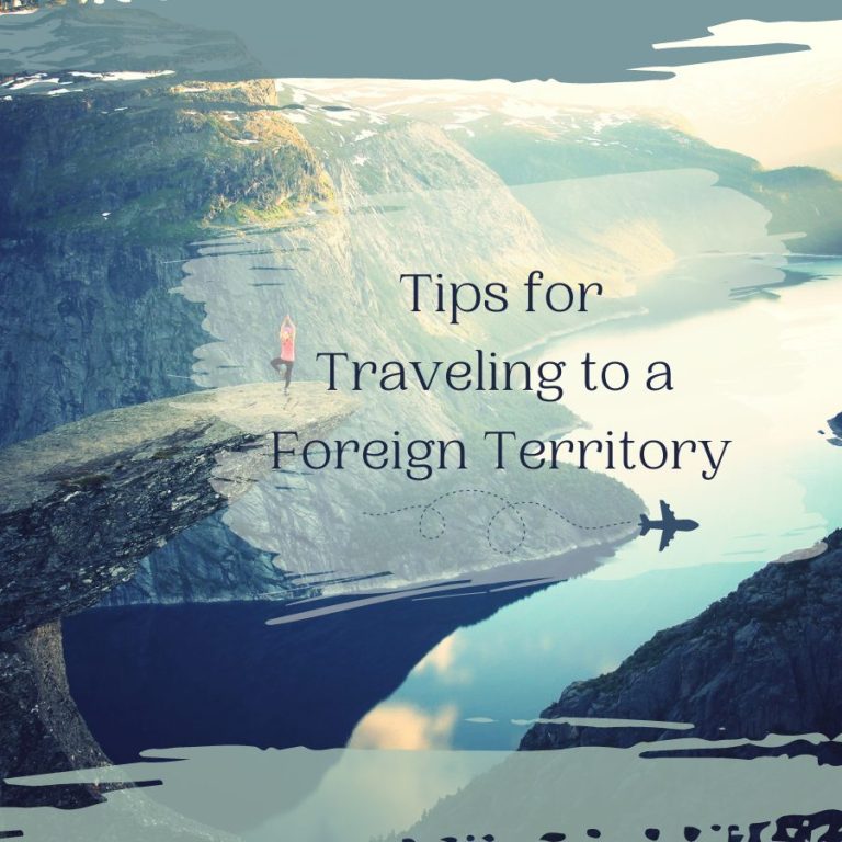 What Nurses and CNAs Wear, Scrub Colors Decoded