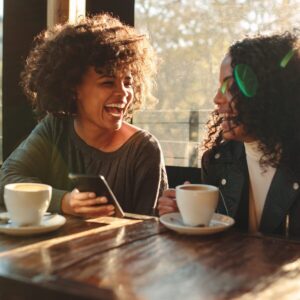 Solo Time vs. Social Time: Finding the Right Balance While Traveling solo time vs social time